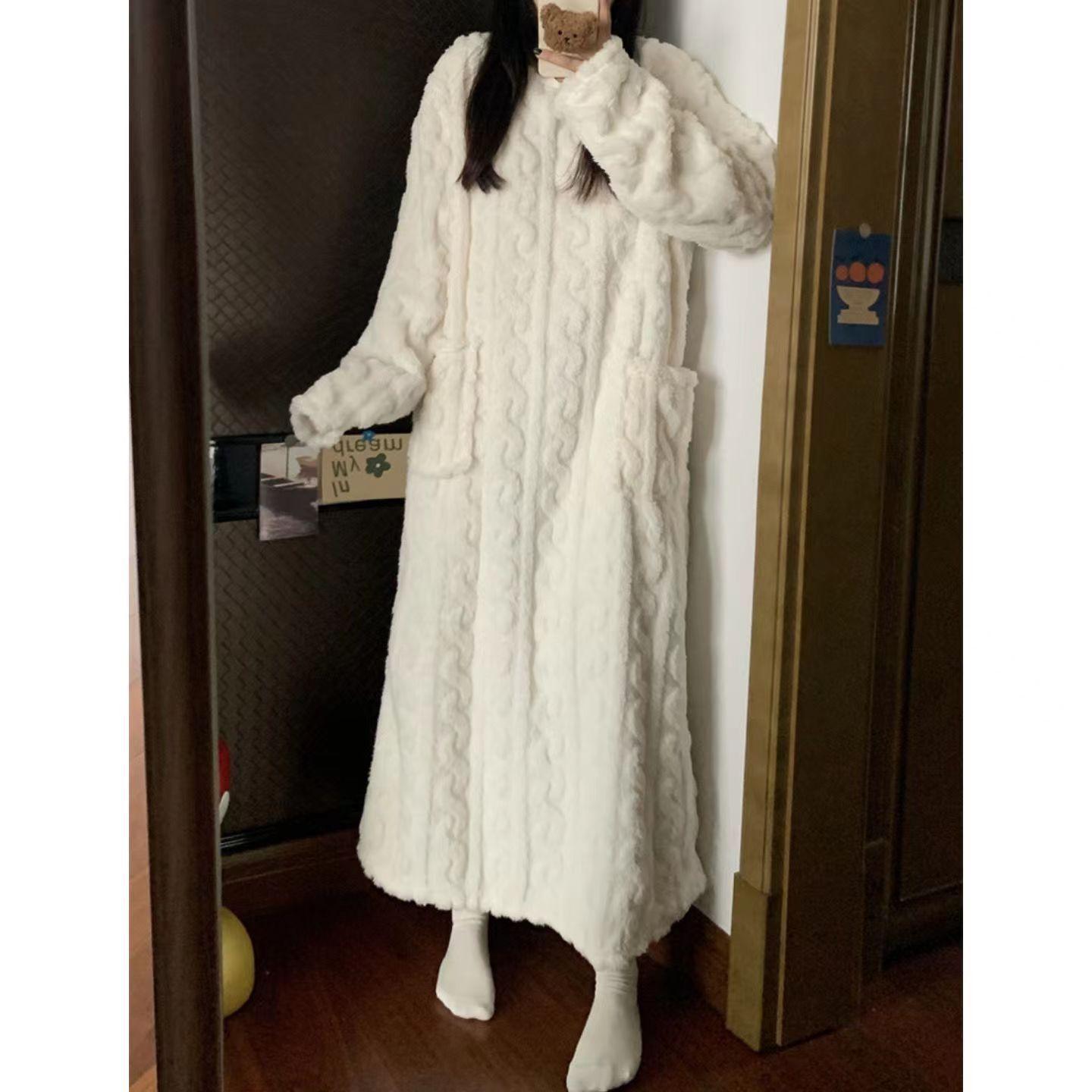 Winter Coral Fleece Sleepwear Women's Nightgown Long Night Dress Pajamas With Pockets Thickened Jacquard Dress Warm Home Clothes